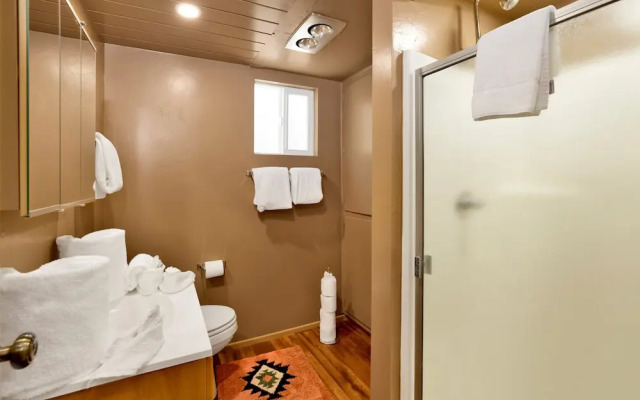 Pinetree Retreat #2499