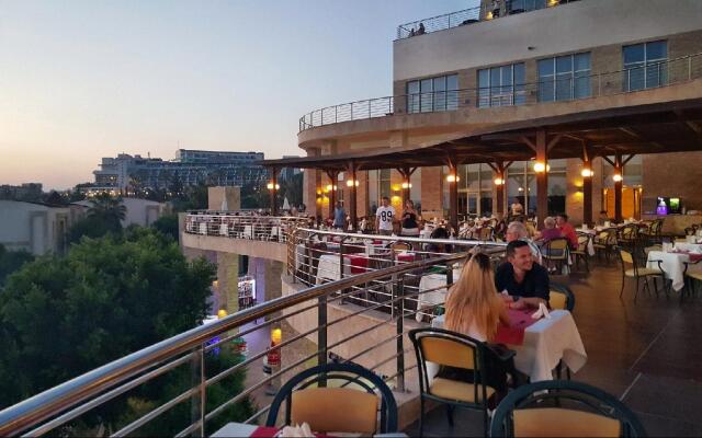 Отель Horus Paradise Luxury Resort & Club