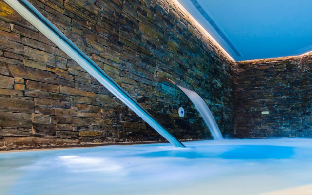 El Lodge Ski and Spa