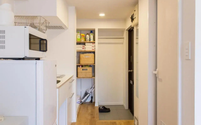 Dwell Urban 7B