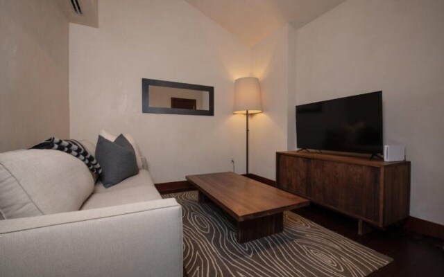 Platinum Vail Solaris 3 Bedroom With Den Vacation Rental Set at the Base of the Mountain Just Steps From the Gondola