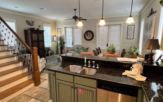 2497 Bungalo 3 Bedroom Home by RedAwning