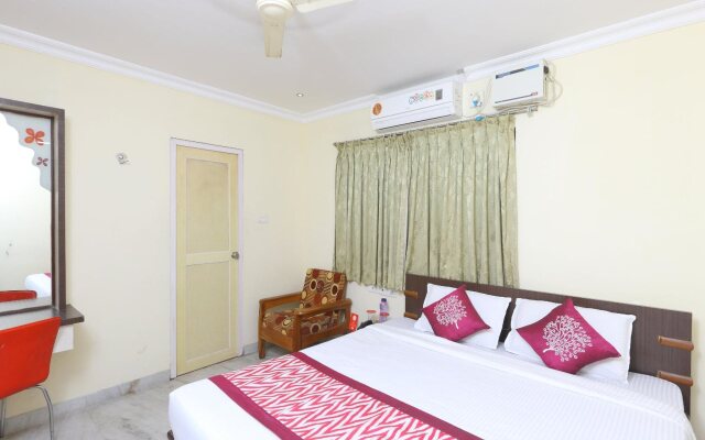 OYO 1054 Hotel AVNB Towers