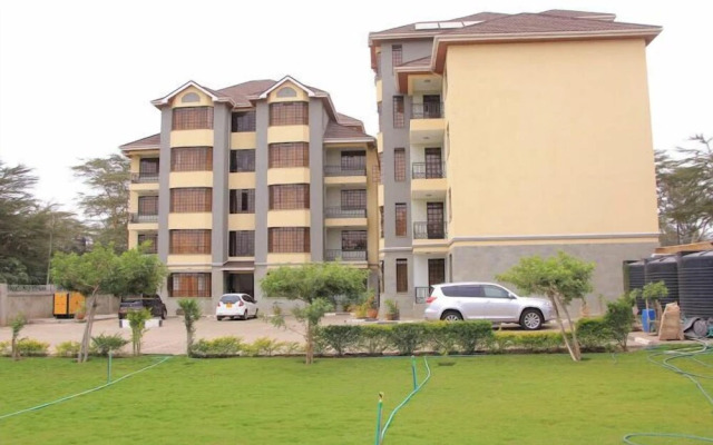 Lux Suites Bida Furnished Apartments