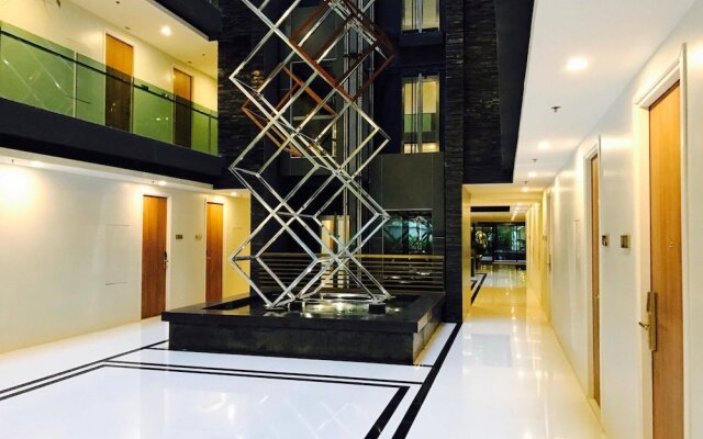 The Heaven at Star Hill Condo