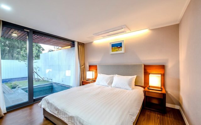 The Shimpang Spa & Pool Villa