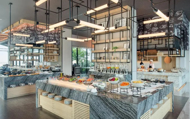 Holiday Inn & Suites Siracha Laemchabang by IHG