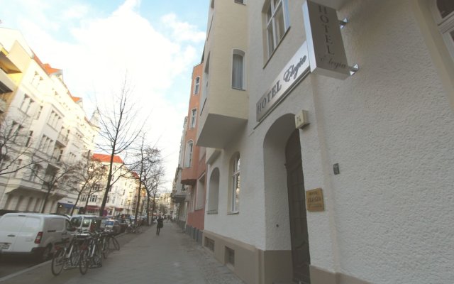 Hotel Pension Elegia am Kurfürstendamm