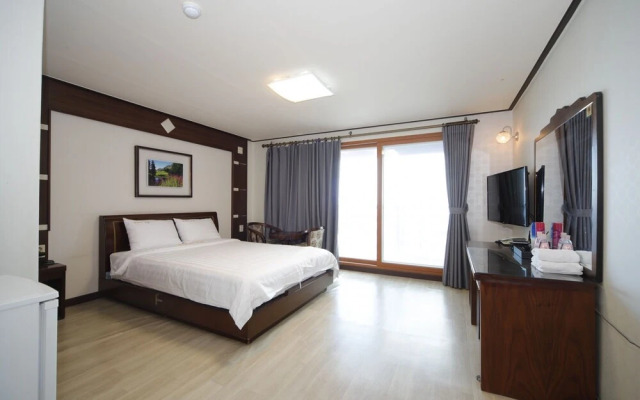 Yangyang Sunrise Hotel