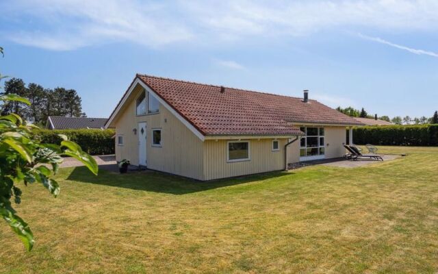 "Wreth" - 300m from the sea in Funen