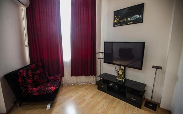 Sunny apartments. Tbilisi. 300 Aragveli