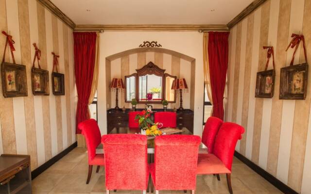 Gallimore Guest Lodge