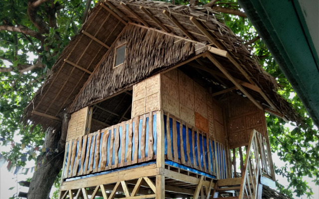 SmallFry's Beach Resort