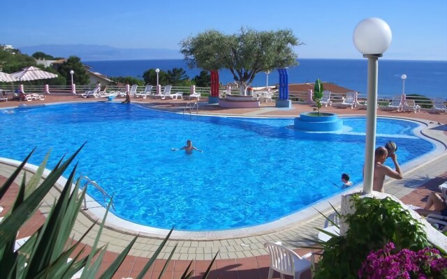 Club Residence Villaggio Smedile