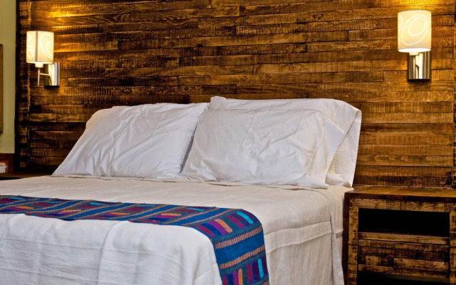 LA FE Hotel and Arts