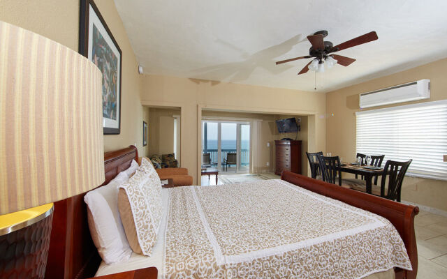 Paradise Cove Oceanfront Villas & Suites