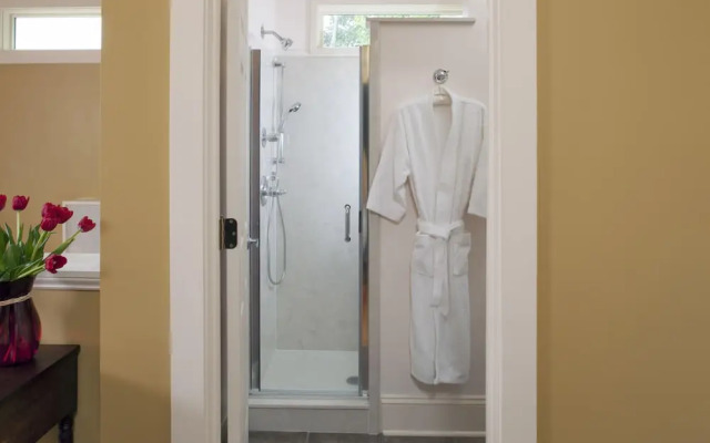 Arcady Vineyard Bed & Breakfast