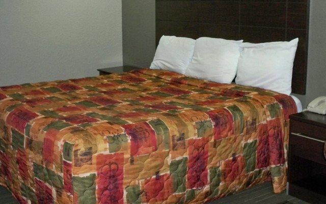 Scottish Inn & Suites