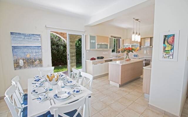 Beautiful Villa With Private Pool, Paralimni Villa 1235