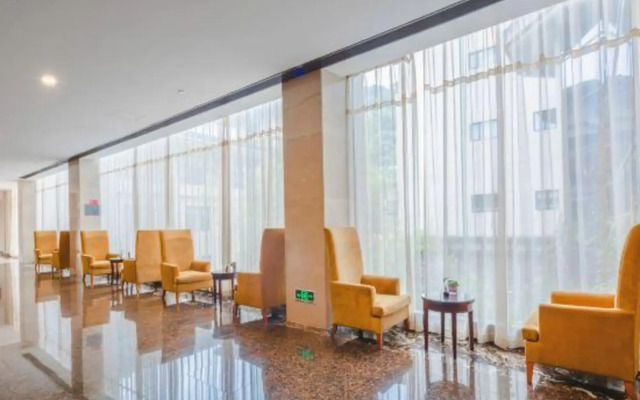 Orient Hotel