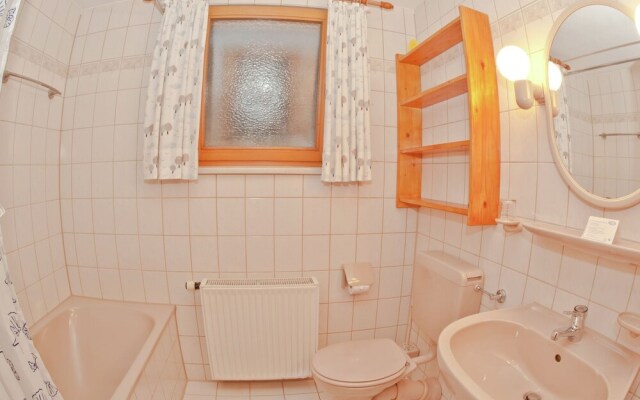 Cozy Holiday Home With Oven, 18km From Oberstaufen