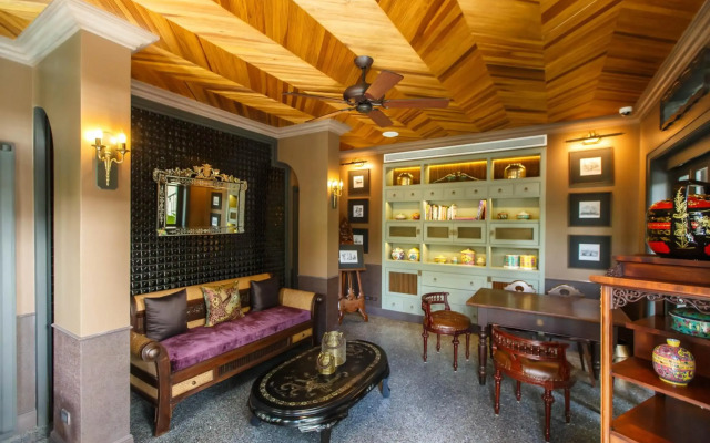 Hotel Verdigris