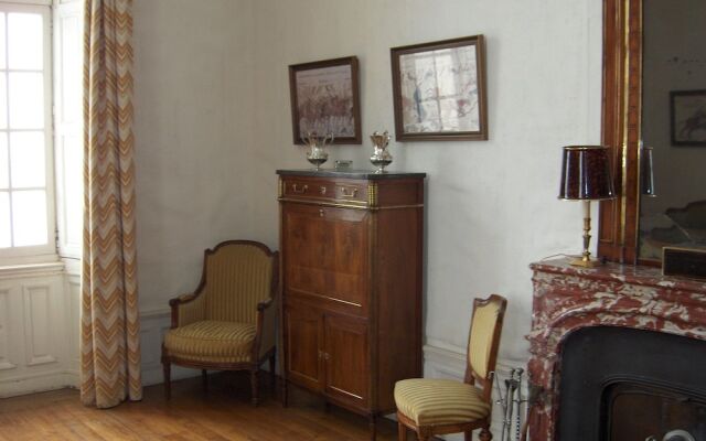 Château de Joyeux - Chambres D'hôtes