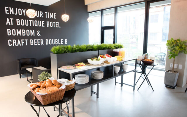 Gangneung Boutique Hotel Bombom