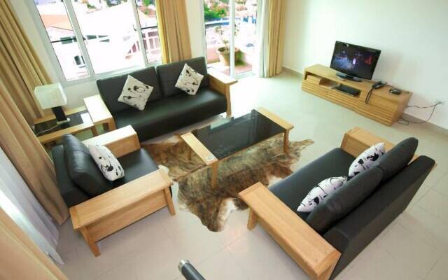 Simpson Bay Suites