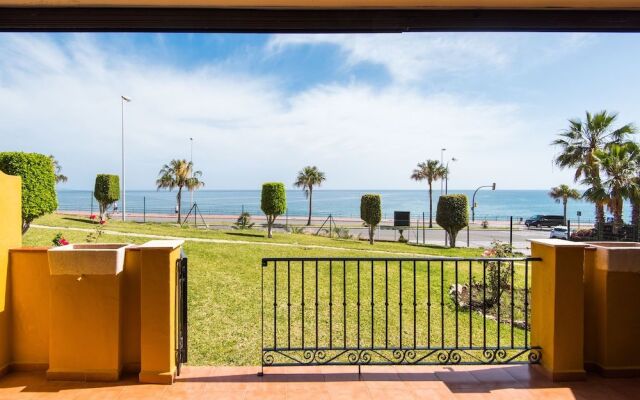 RentAndHomes Carvajal Playa
