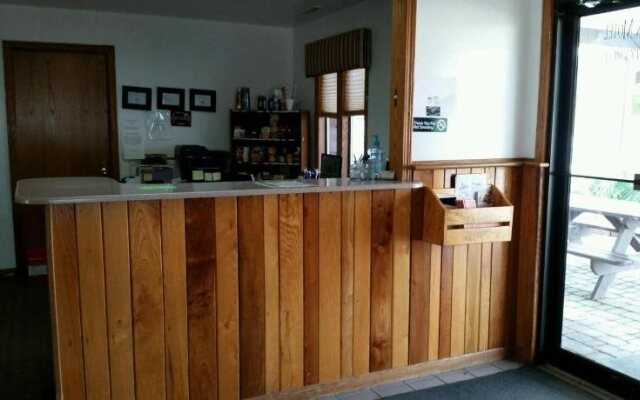 Deer Creek Motel