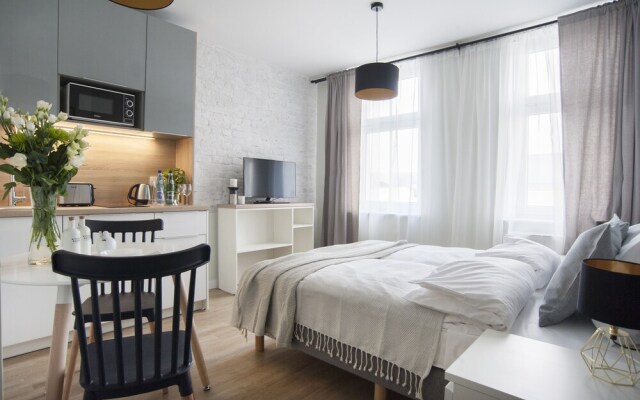 7 Continents Apartments