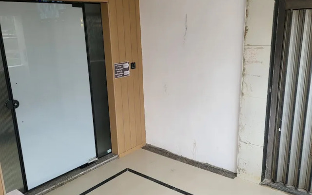 Hotel Shiv Kartik