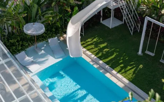 Villa Luja by GORO - 5 Bedroom Jacuzzi, Gym, Golf – Pool – Canggu