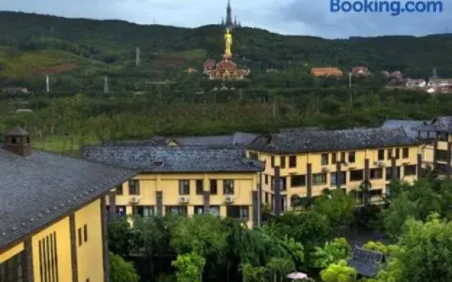 Ramada Plaza by Wyndham Xishuangbanna South