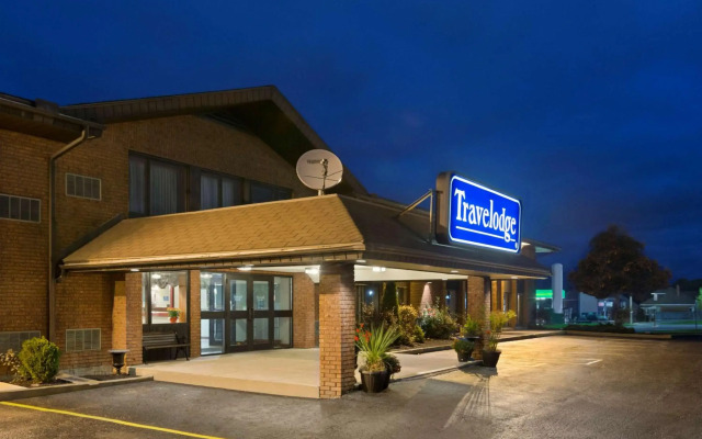 Travelodge by Wyndham Owen Sound