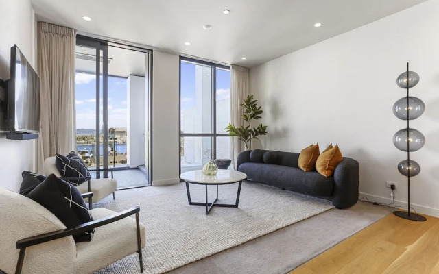 Modern tranquility in the city