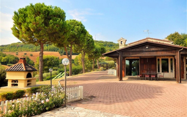 Villa Strada Comunale di Monte Giove