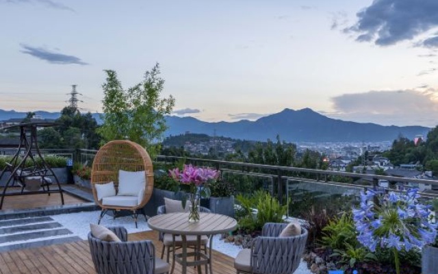 Yujing·View Beauty Su (Lijiang Ancient City North Gate Dashuiche Branch) – Outside – Lijiang