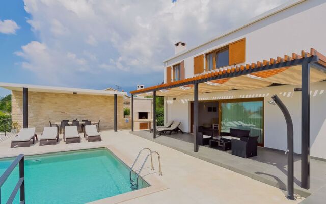 Terra Bianca Sveti Petar u umi