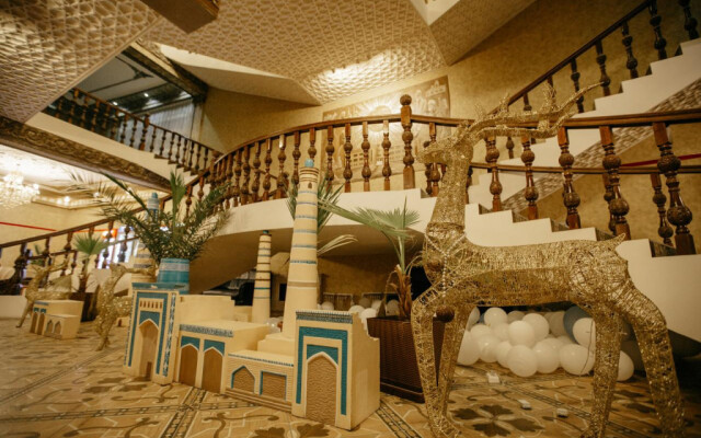 Caravan Hotel