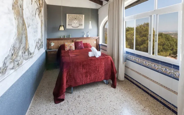 - House In