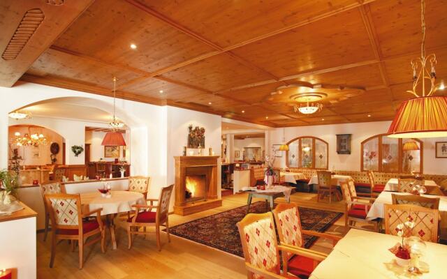 Hotel Alpenhof