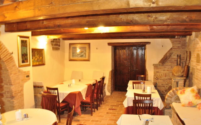 Hotel Fioriti