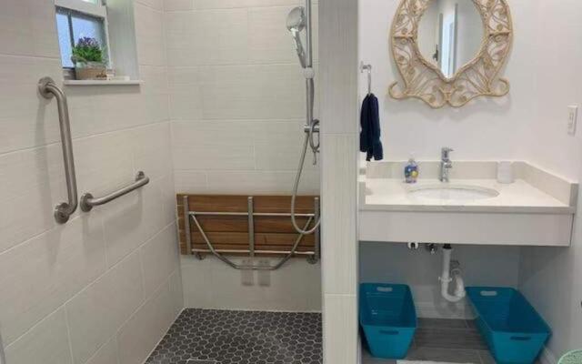 Seahorse Beach Bungalows