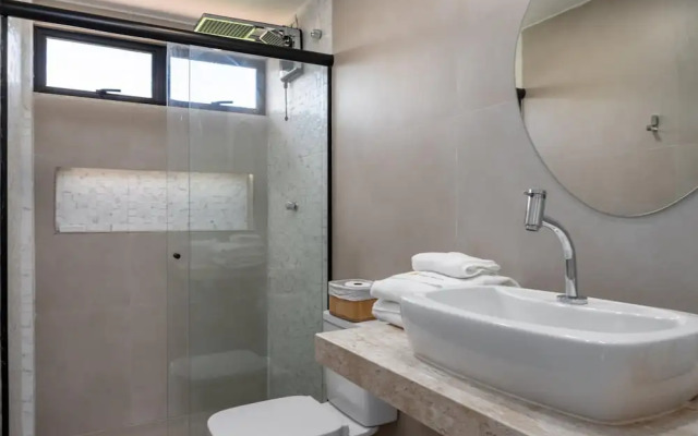 2 km From Praia da Alvorada Near Barra Shopping Am203