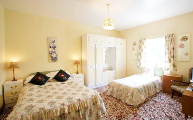 Abbey Grange Hotel