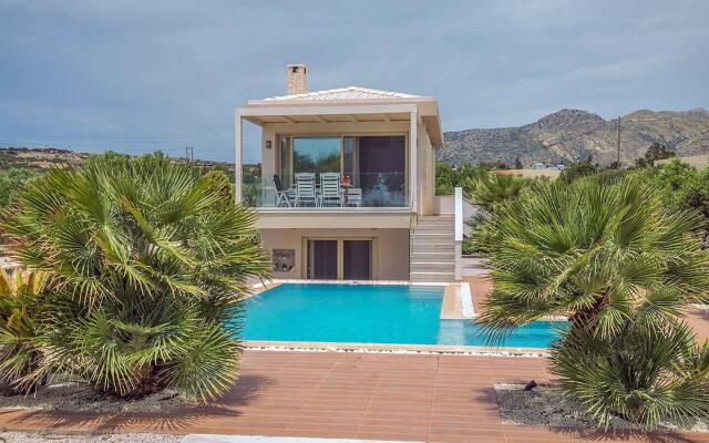Seafront 2 bedroom villa in Ierapetra