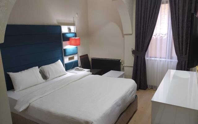 Athena Life Hotel