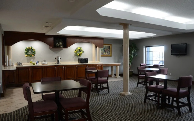 Gateway Inn and Suites